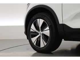 Volvo XC40 (2022) thumbnail 40