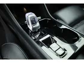 Volvo XC40 (2022) thumbnail 9
