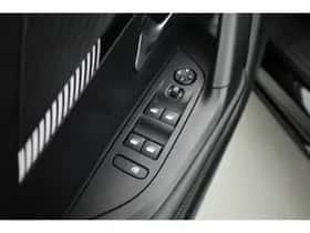 Peugeot 2008 (2024) thumbnail 9