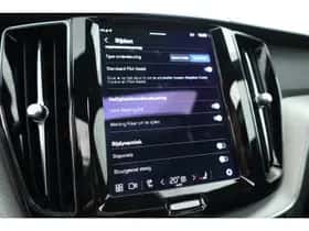 Volvo XC60 (2023) thumbnail 21