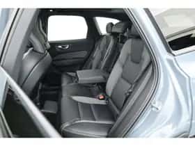 Volvo XC60 (2023) thumbnail 29