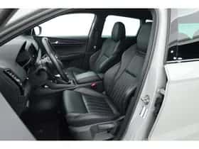 Škoda Karoq (2023) thumbnail 3