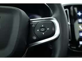 Volvo XC40 (2022) thumbnail 18