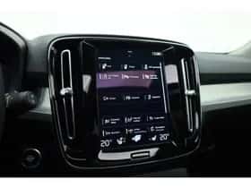 Volvo XC40 (2022) thumbnail 23