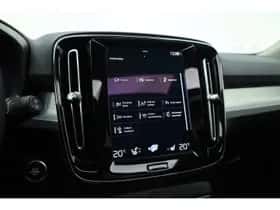 Volvo XC40 (2022) thumbnail 24