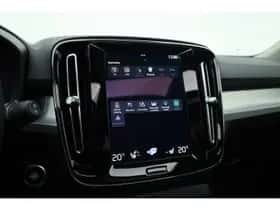 Volvo XC40 (2022) thumbnail 25