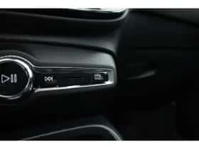Volvo XC40 (2022) thumbnail 32