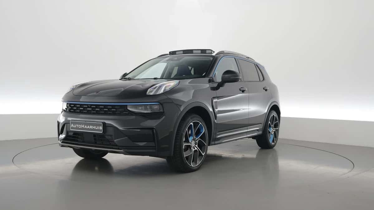 Lynk & Co 01 (2022) — foto 1
