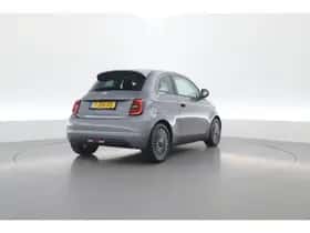 Fiat 500 (2023) thumbnail 2
