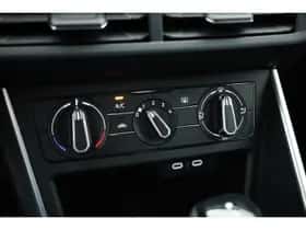 Volkswagen Polo (2023) thumbnail 27