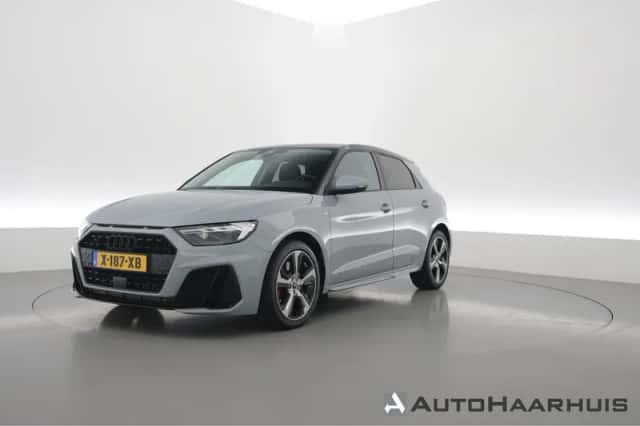 Audi A1 (2022) thumbnail 1