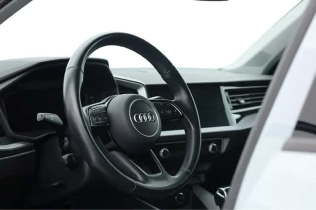 Audi A1 (2022) thumbnail 5