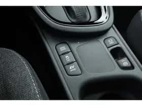 Toyota Yaris Cross (2026) thumbnail 24