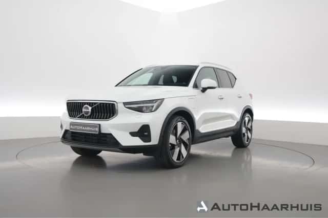 Volvo XC40 (2022) thumbnail 1