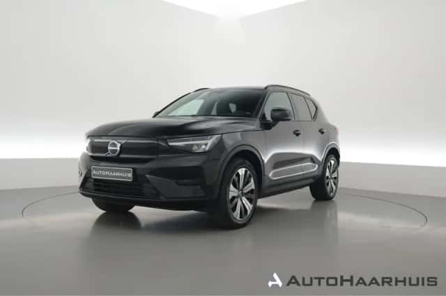 Volvo XC40 (2023) thumbnail 1