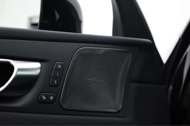 Volvo XC60 (2025) thumbnail 6