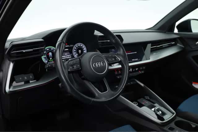 Audi A3 (2021) thumbnail 6