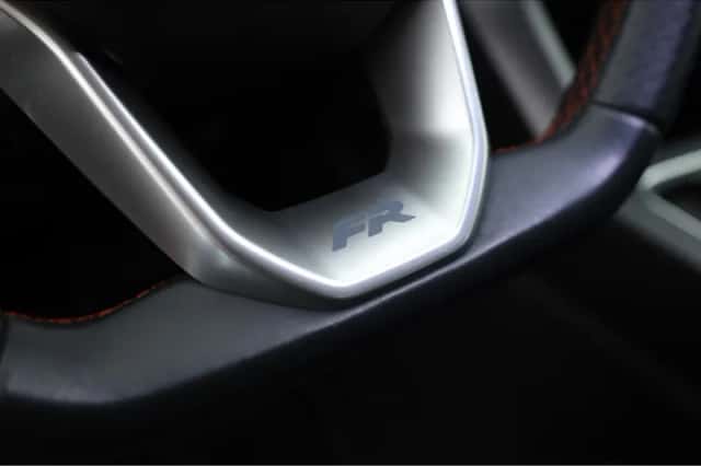 SEAT Leon (2023) thumbnail 6