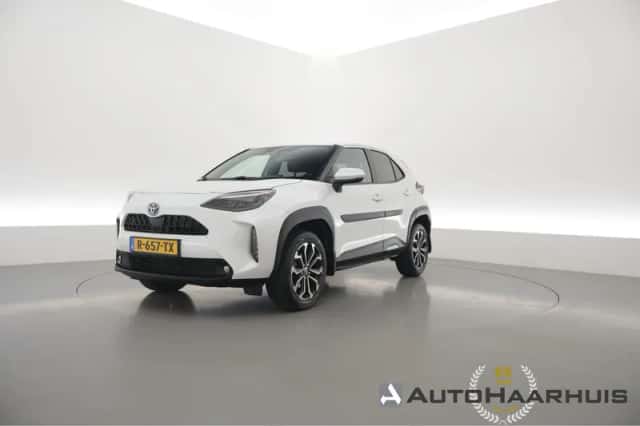 Toyota Yaris Cross (2022) thumbnail 1