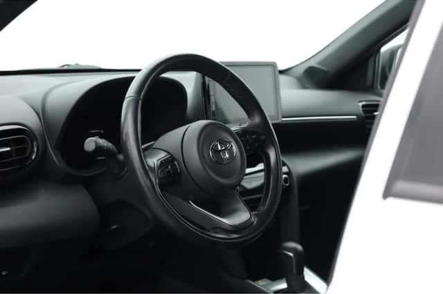 Toyota Yaris Cross (2022) thumbnail 5