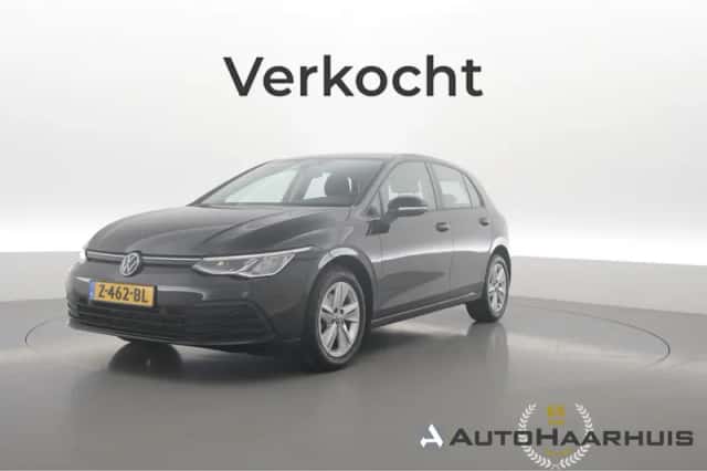 Volkswagen Golf (2024) thumbnail 1