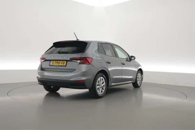 Škoda Fabia (2022) thumbnail 2