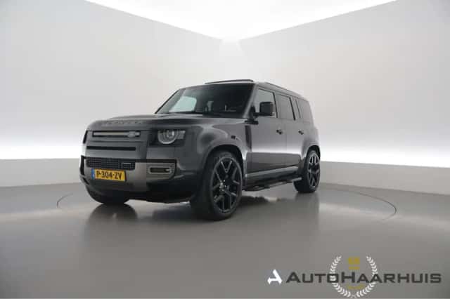 Land Rover Defender (2022) thumbnail 1