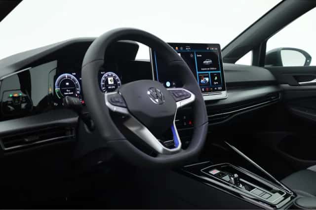 Volkswagen Golf (2026) thumbnail 6
