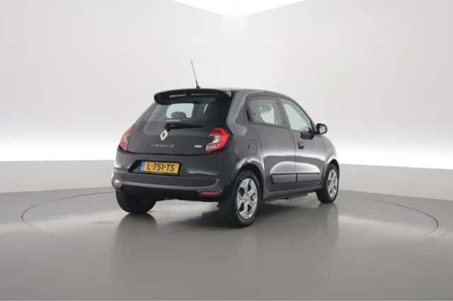 Renault Twingo (2021) thumbnail 2