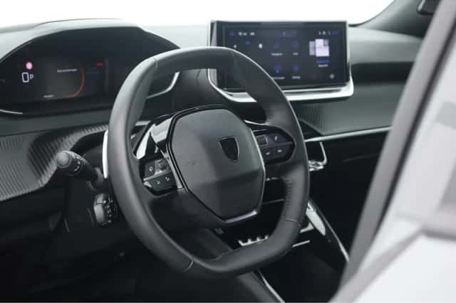 Peugeot 2008 (2025) thumbnail 5