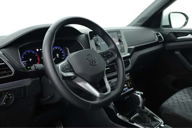 Volkswagen T-Cross (2025) thumbnail 6