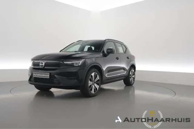 Volvo XC40 (2023) thumbnail 1