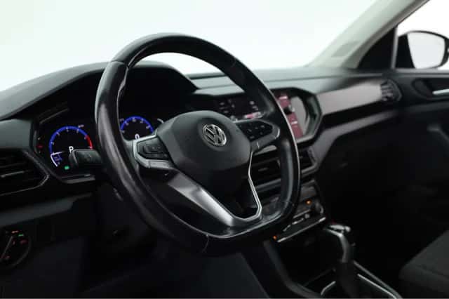Volkswagen T-Cross (2019) thumbnail 6