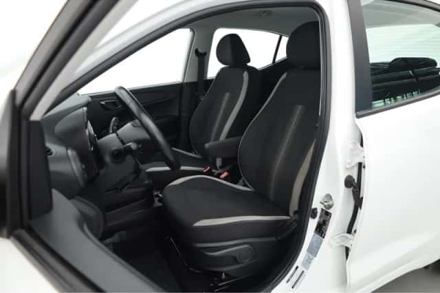 Hyundai i10 (2022) thumbnail 3