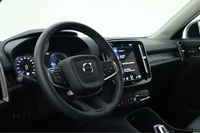 Volvo XC40 (2022) thumbnail 6