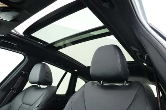 BMW X3 (2021) thumbnail 6