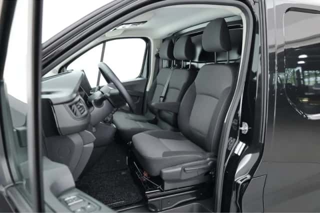 Renault Trafic (2024) thumbnail 3