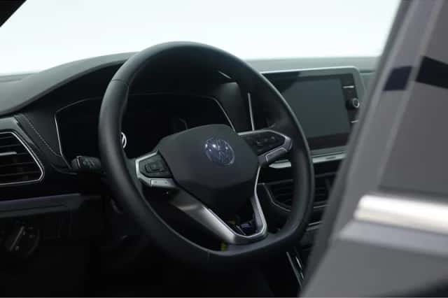 Volkswagen T-Cross (2025) thumbnail 6