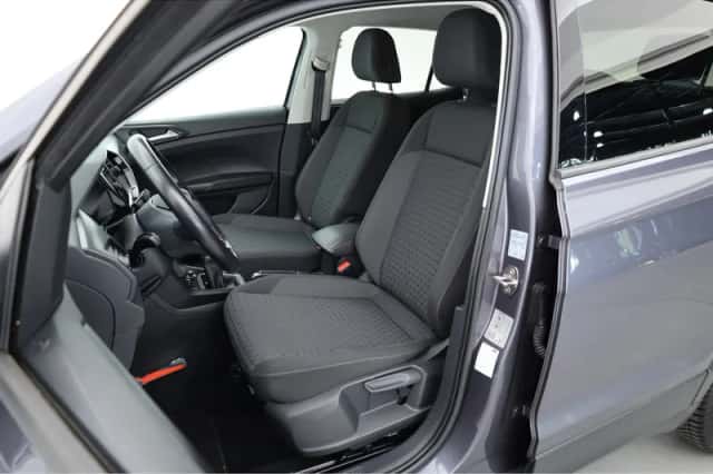 Volkswagen T-Cross (2022) thumbnail 3