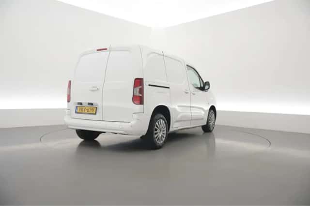 Peugeot Partner (2021) thumbnail 2