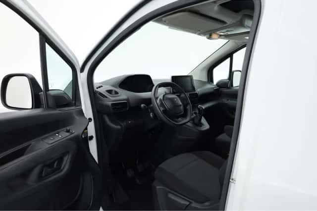 Peugeot Partner (2021) thumbnail 5