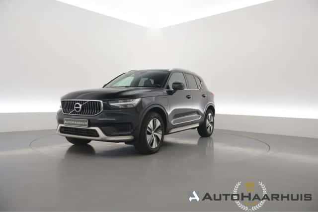 Volvo XC40 (2022) thumbnail 1