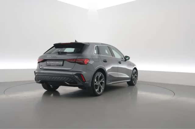 Audi A3 (2025) thumbnail 2