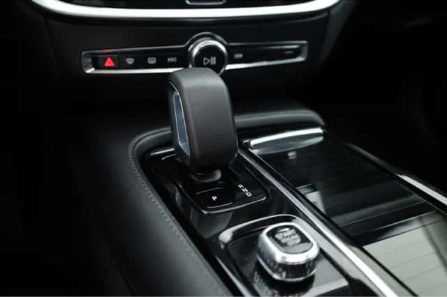 Volvo V60 (2025) thumbnail 6