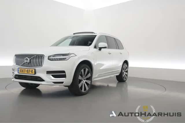 Volvo XC90 (2023) thumbnail 1