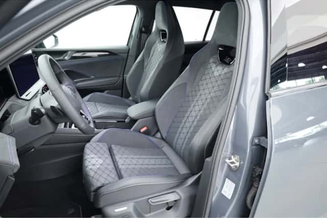 Volkswagen Tiguan (2026) thumbnail 3