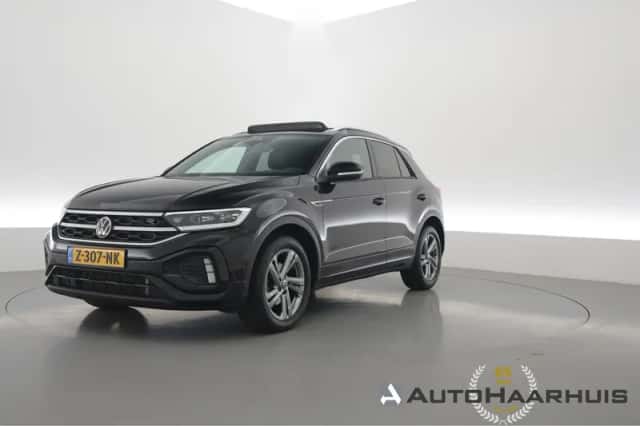 Volkswagen T-Roc (2023) thumbnail 1