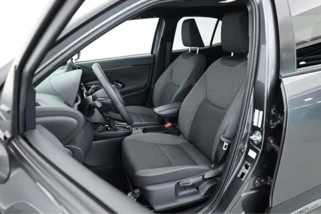 Toyota Yaris Cross (2025) thumbnail 3