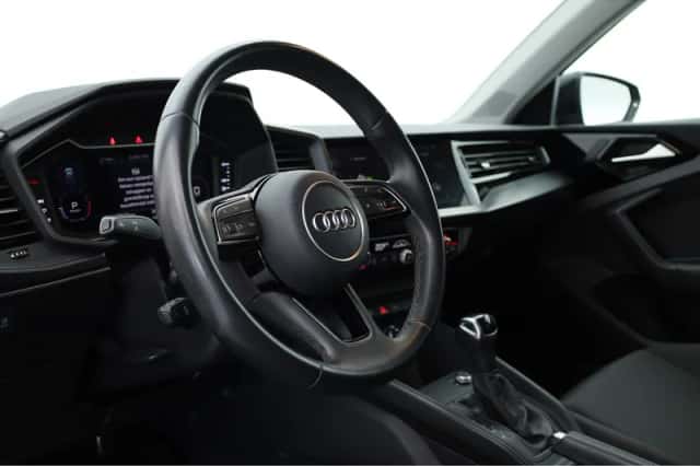 Audi A1 (2023) thumbnail 6