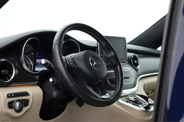 Mercedes-Benz V-Klasse (2019) thumbnail 5